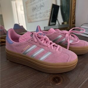 Adidas gazelles 💕